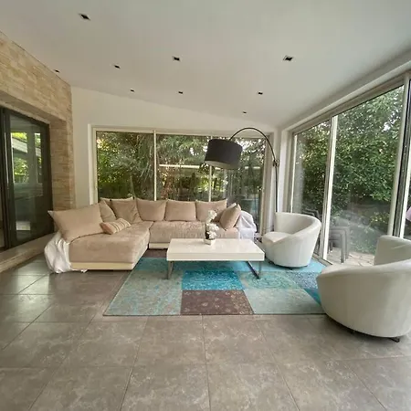 Villa Superb Villa, Heated Swimming Pool, Location, Secluded Gardens Cannes