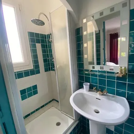 Superb Villa, Heated Swimming Pool, Location, Secluded Gardens Villa *