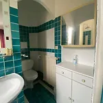 Βίλα Superb Villa, Heated Swimming Pool, Location, Secluded Gardens *